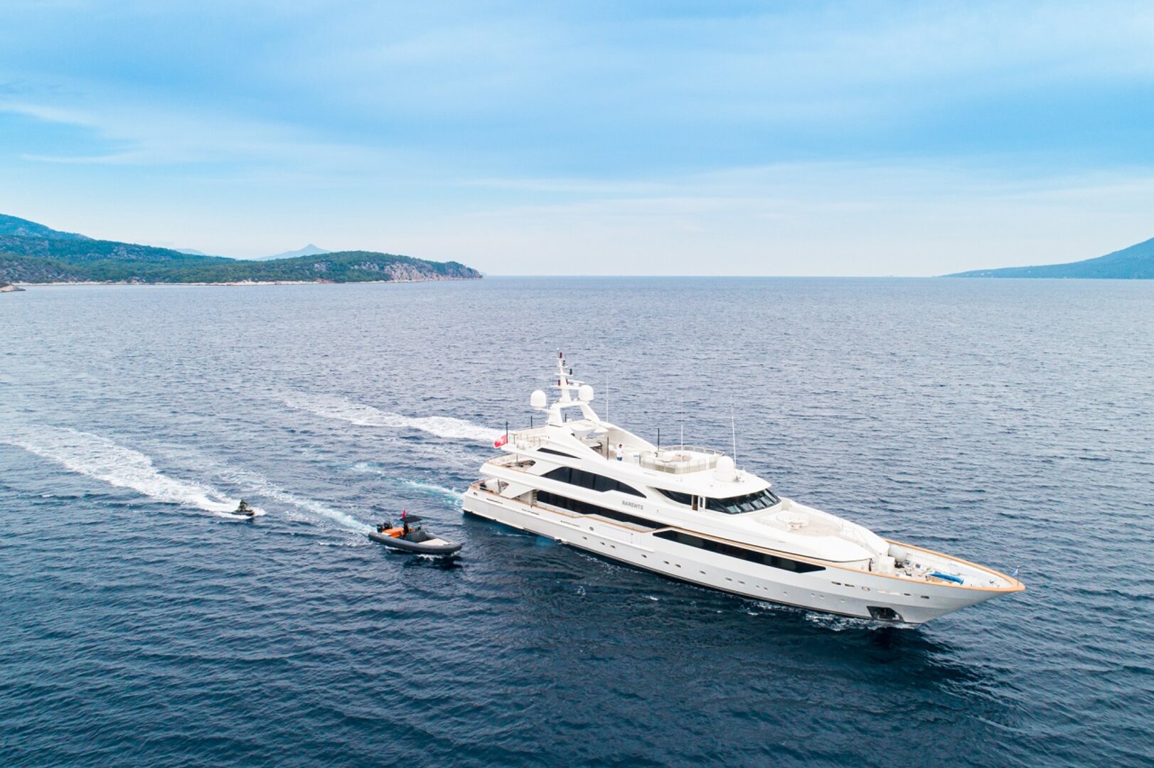 yachtImage_ext_756_17905