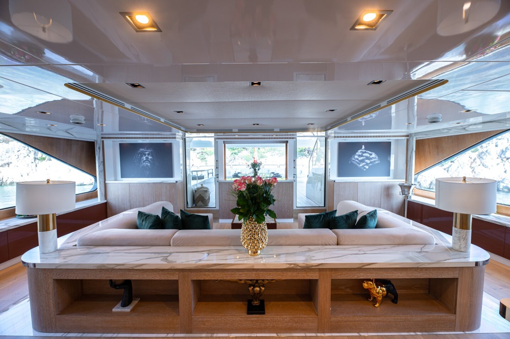 yachtImage_int_756_17923