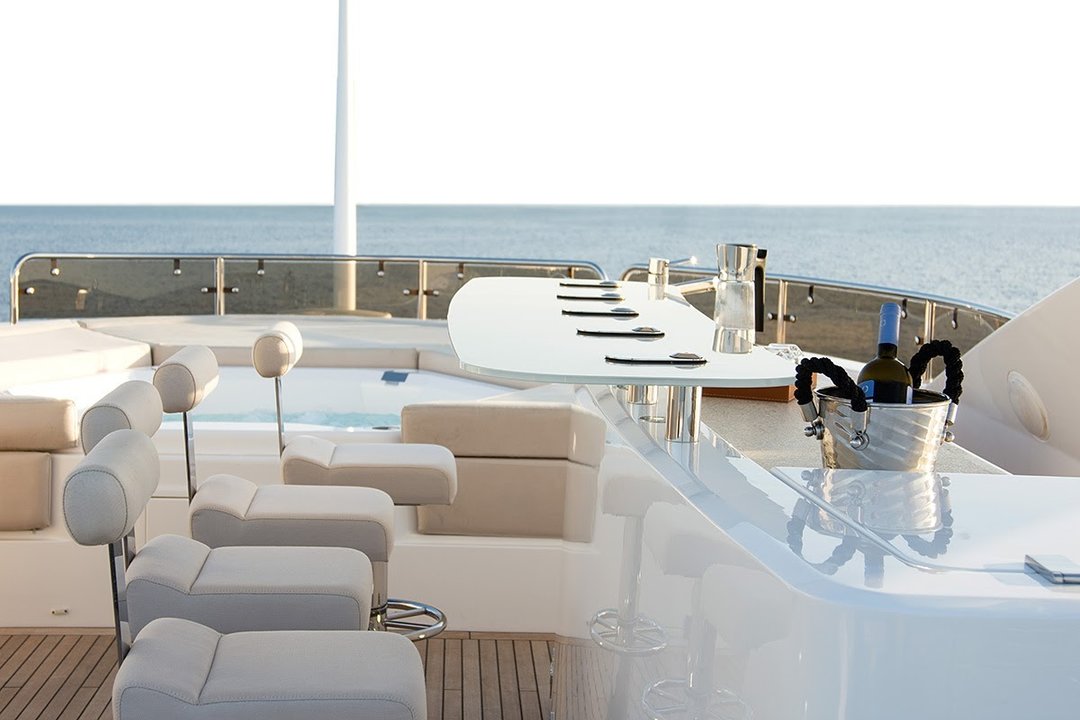 yachtImage_ext_306_5702